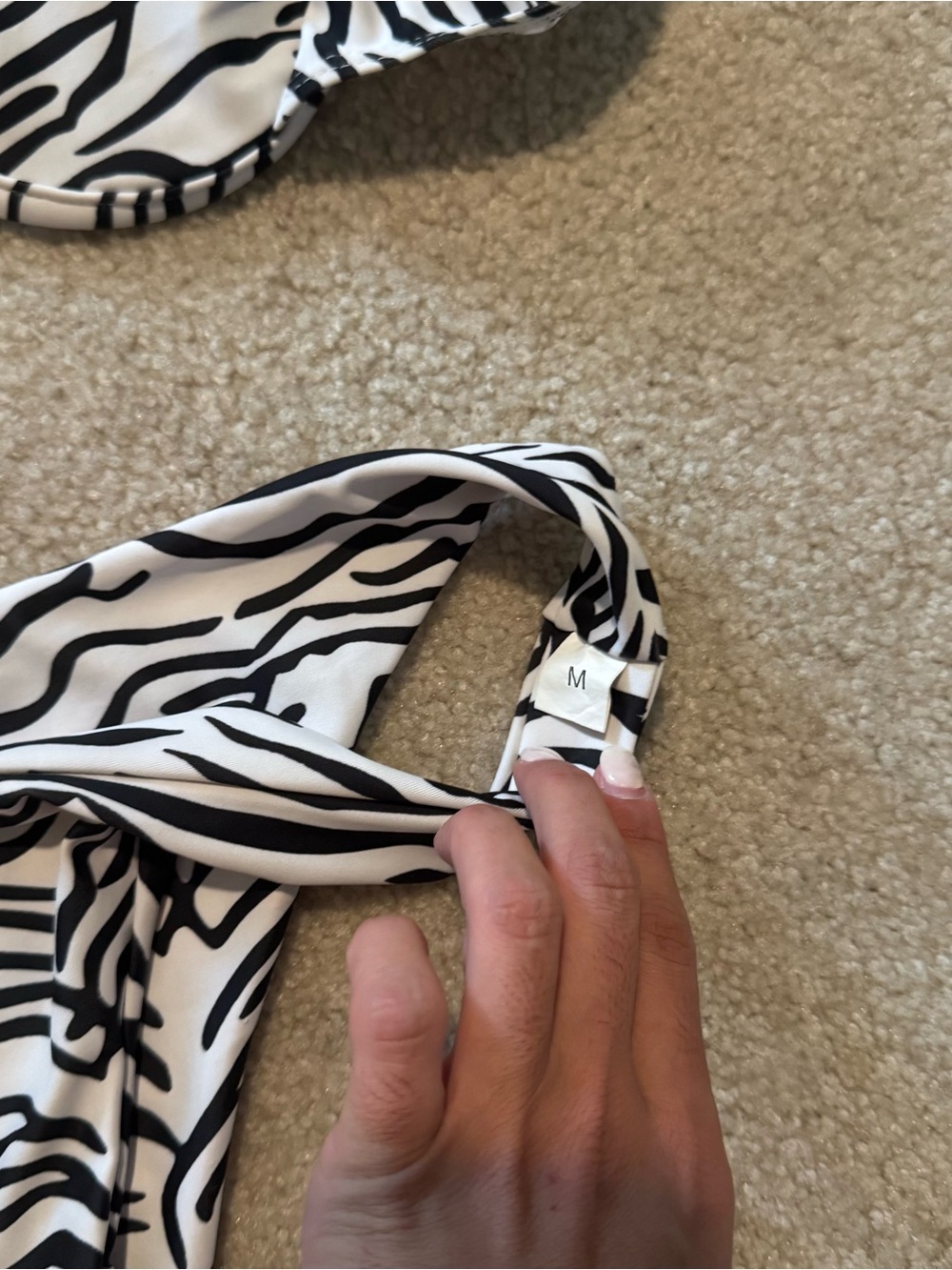 Zebra print bikini - Picture 4 of 7